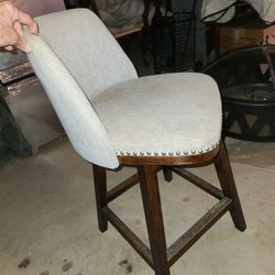 Bar-Type swivel chair