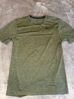 Nike Men’s Dri-FIT T-Shirt Olive Green
