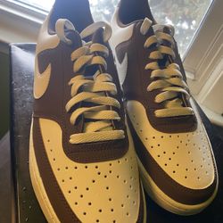 Nike Court Vision Nature Low top Size 9