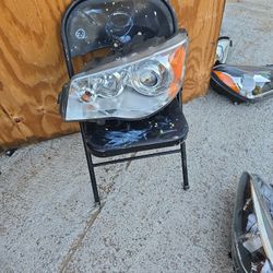 2008-2016 Chrysler Town & Country LH Left Driver Side Headlight Headlamp XENON 