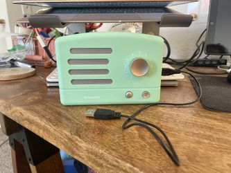 Polariod Retro Speaker