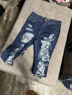Women’s jeans/ Size 7 (28)