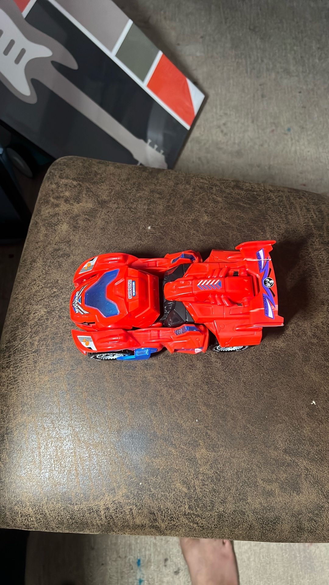 Red Transforming Stunt Car!