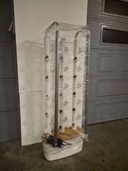 Gardyn Home Kit 2.0 Indoor Hydroponic Tower Garden