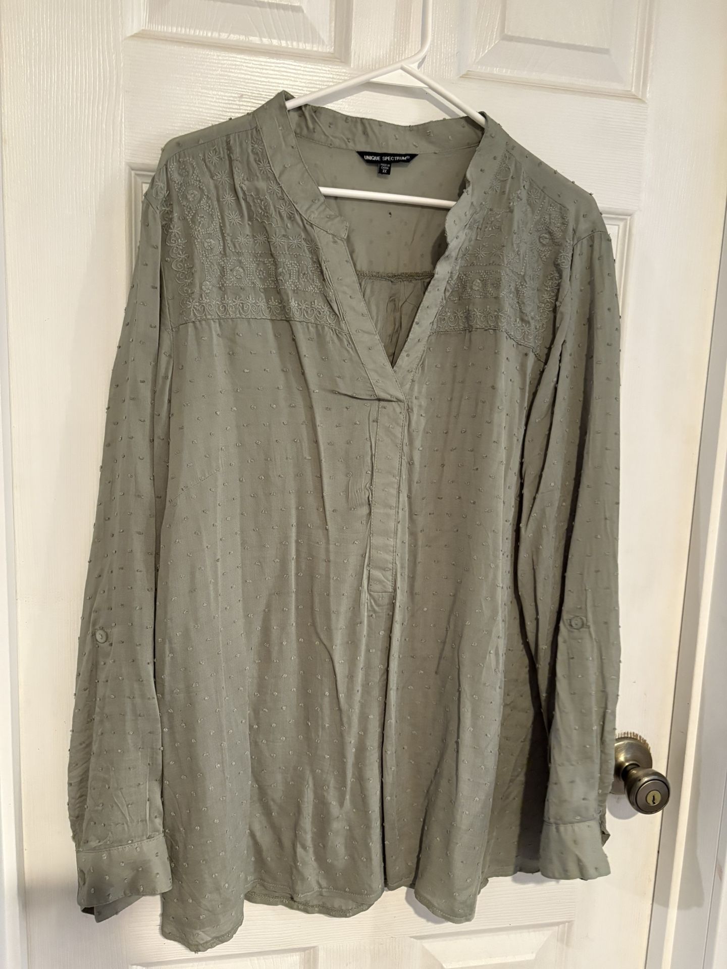 Unique Spectrum Sage Green Blouse size 3X