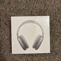 Apple AirPod Maxs Wireless Headphones- Silver