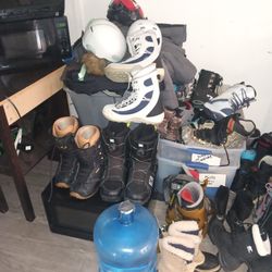 Snow Accessories Please Scan All Pictures Snowboarding Helmets Hundreds Of Pairs Of Snowboarding Pants Bibs For Kids And Adults 15 Pair