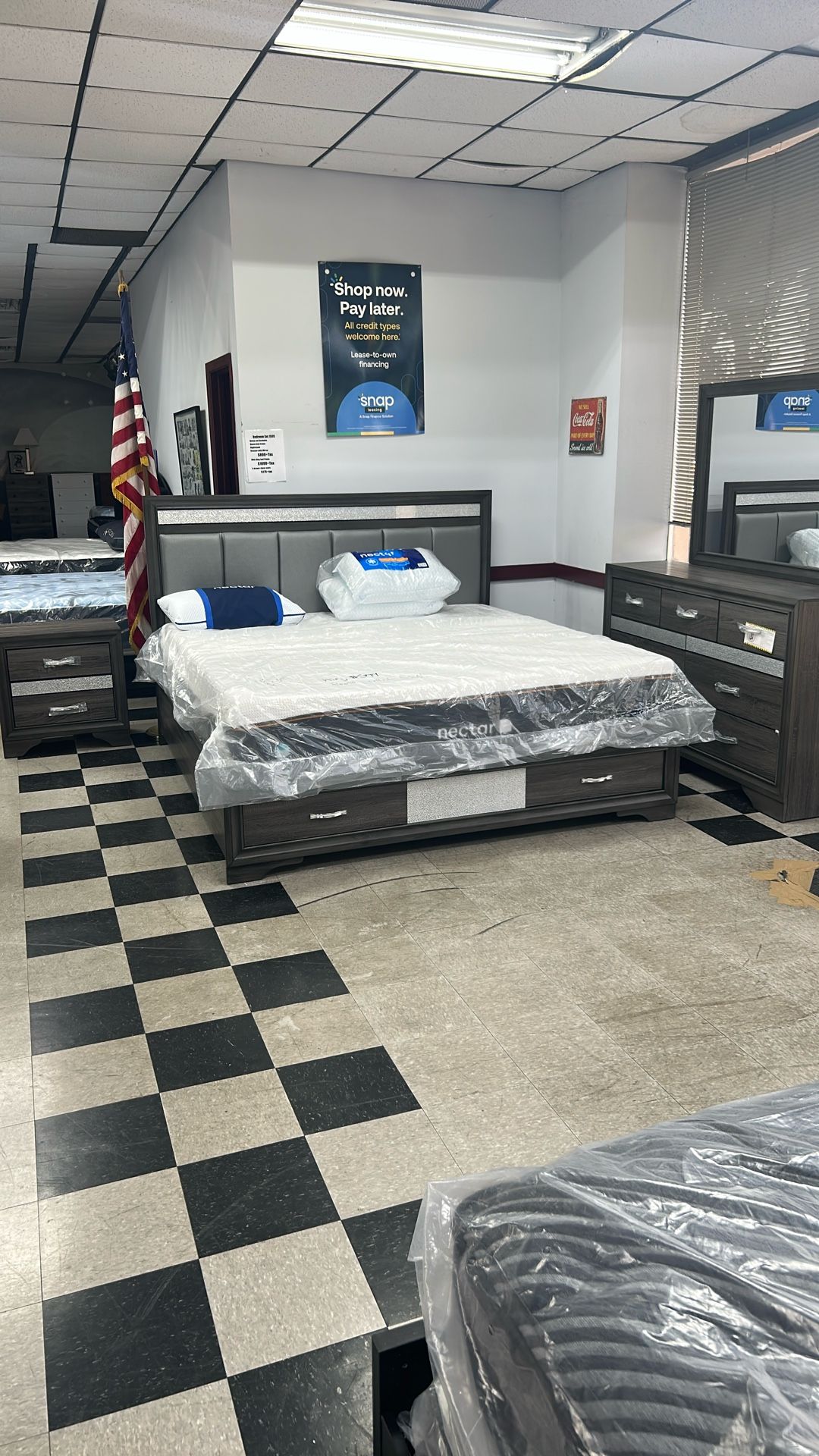 King Or Queen Bedroom Set