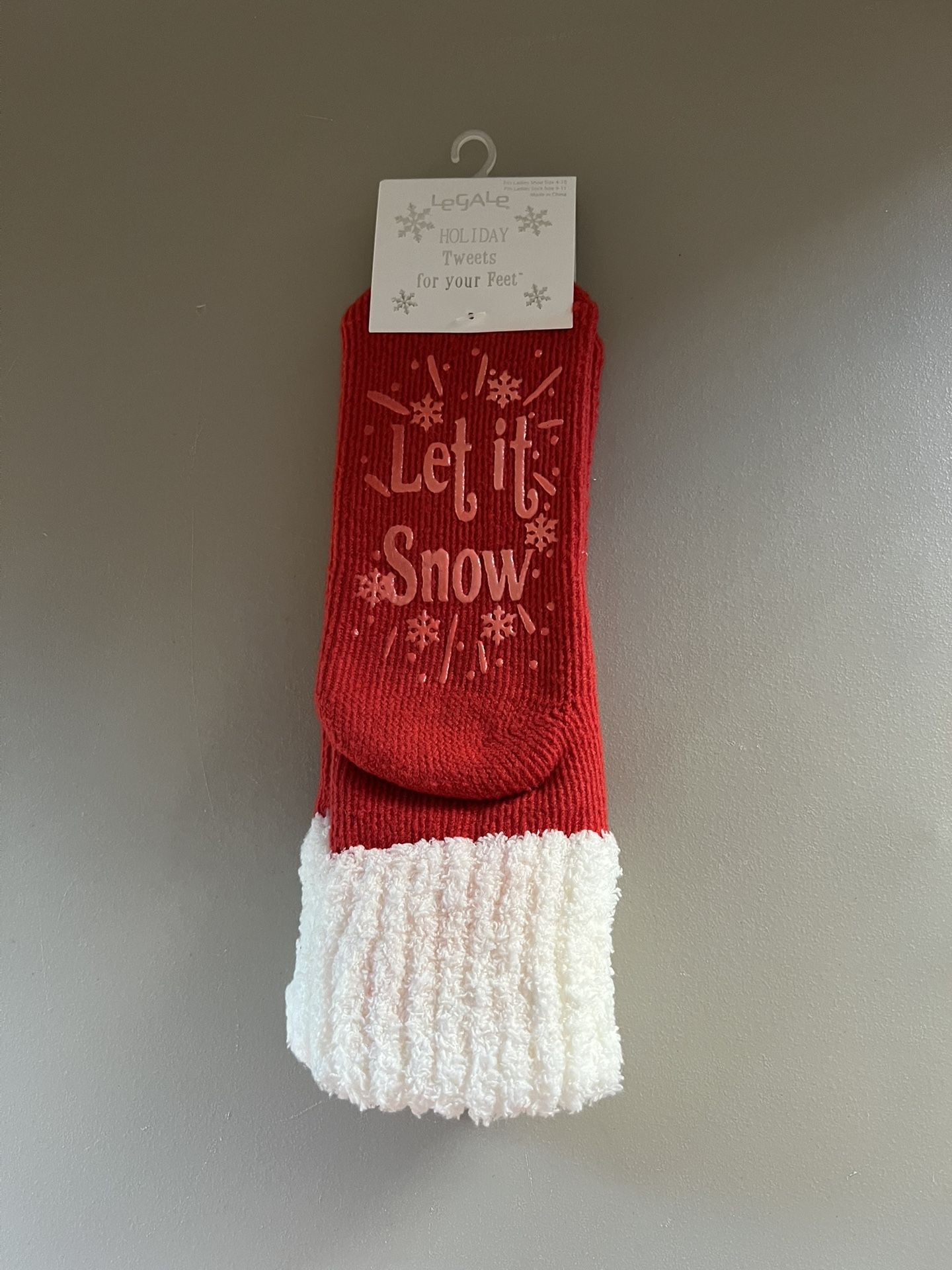 Holiday Festive Cozy Comfort Socks NEW
