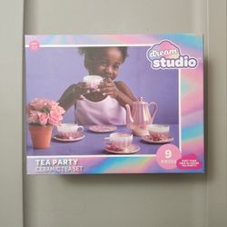 Dream Studio 9 Piece Ceramic Tea Party Set