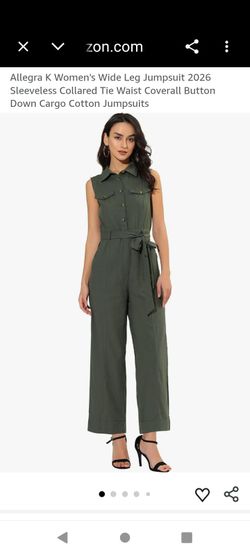 Khaki romper, sleeveless, button up, and zipper, with pockets, size Medium, cotton 💯 armpit to armpit about 20-21", waistline 30".
