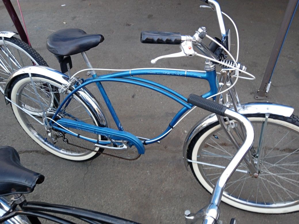 80's Schwinn Cruiser 5 Speed, if you see it its still up for grabs so please dont ask, you will be ignored and blocked! dont waste my time, please