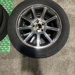 Chrysler 300 OEM Rims And Tires 