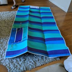 Beach Mat 68 X 45