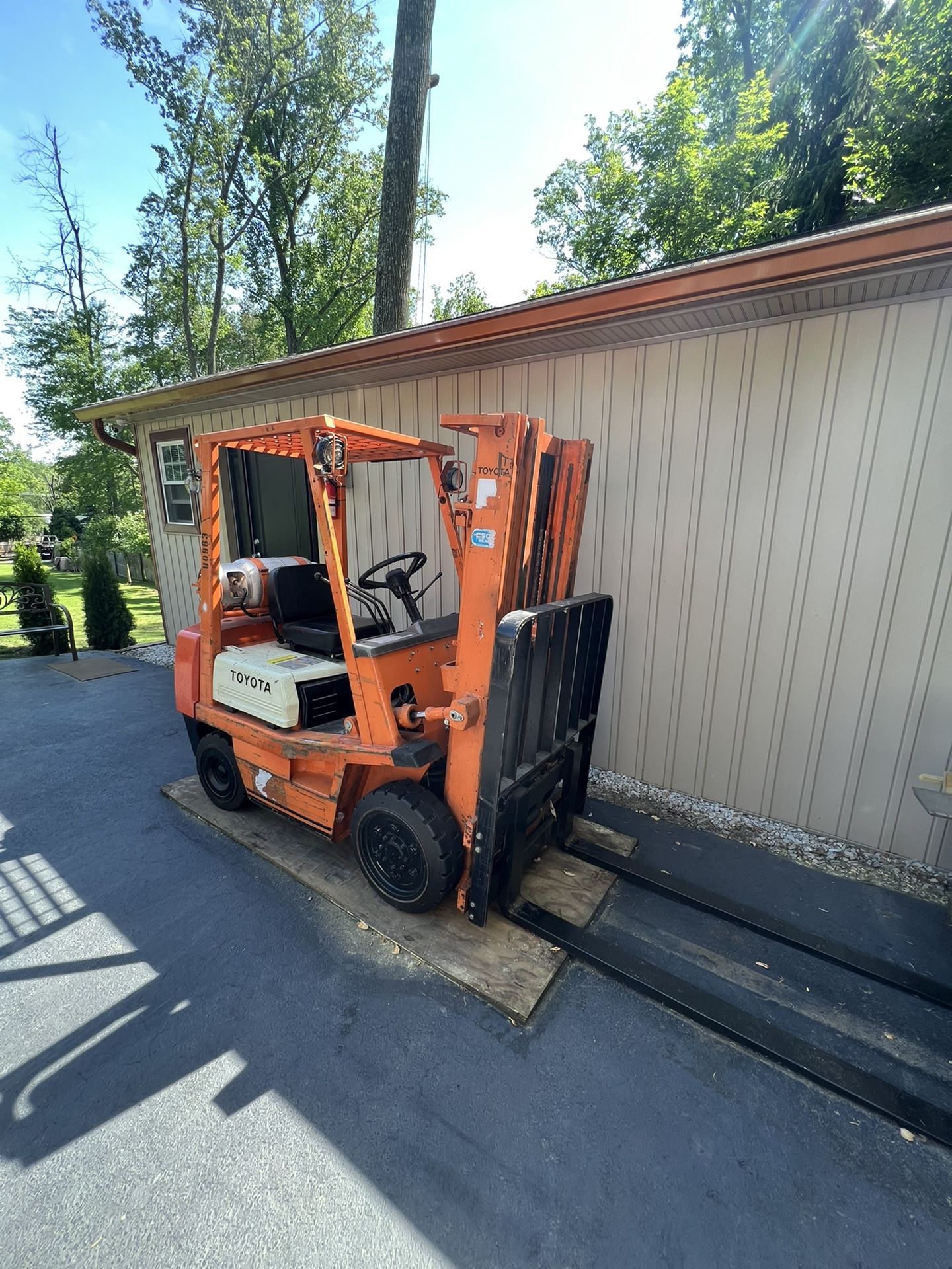 Lift Truck Forklift  Toyota 