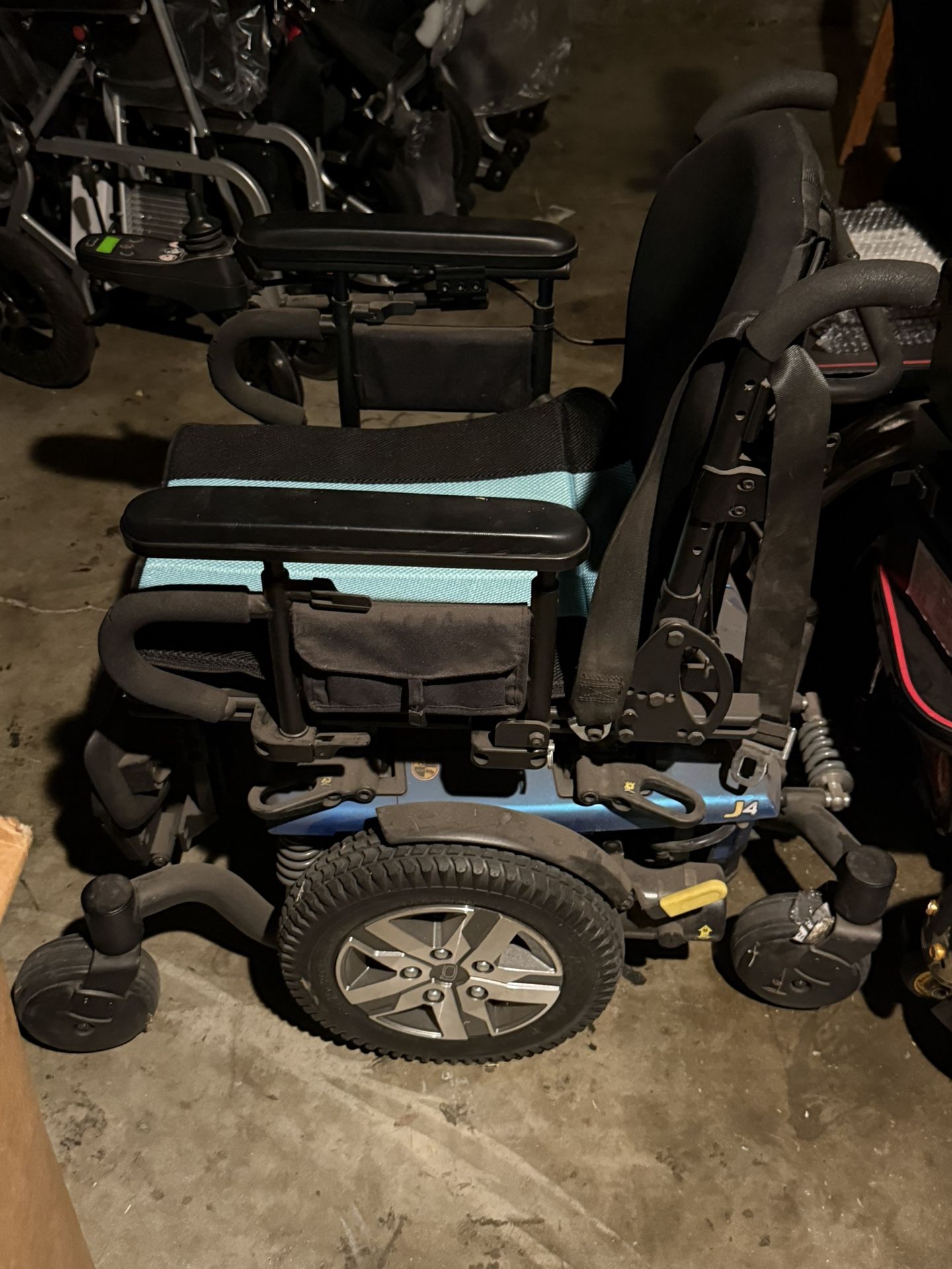 Electric Scooter Wheelchair ( Used Good Condition)