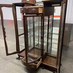 Antique Vintage  Vitrine Cabinet.