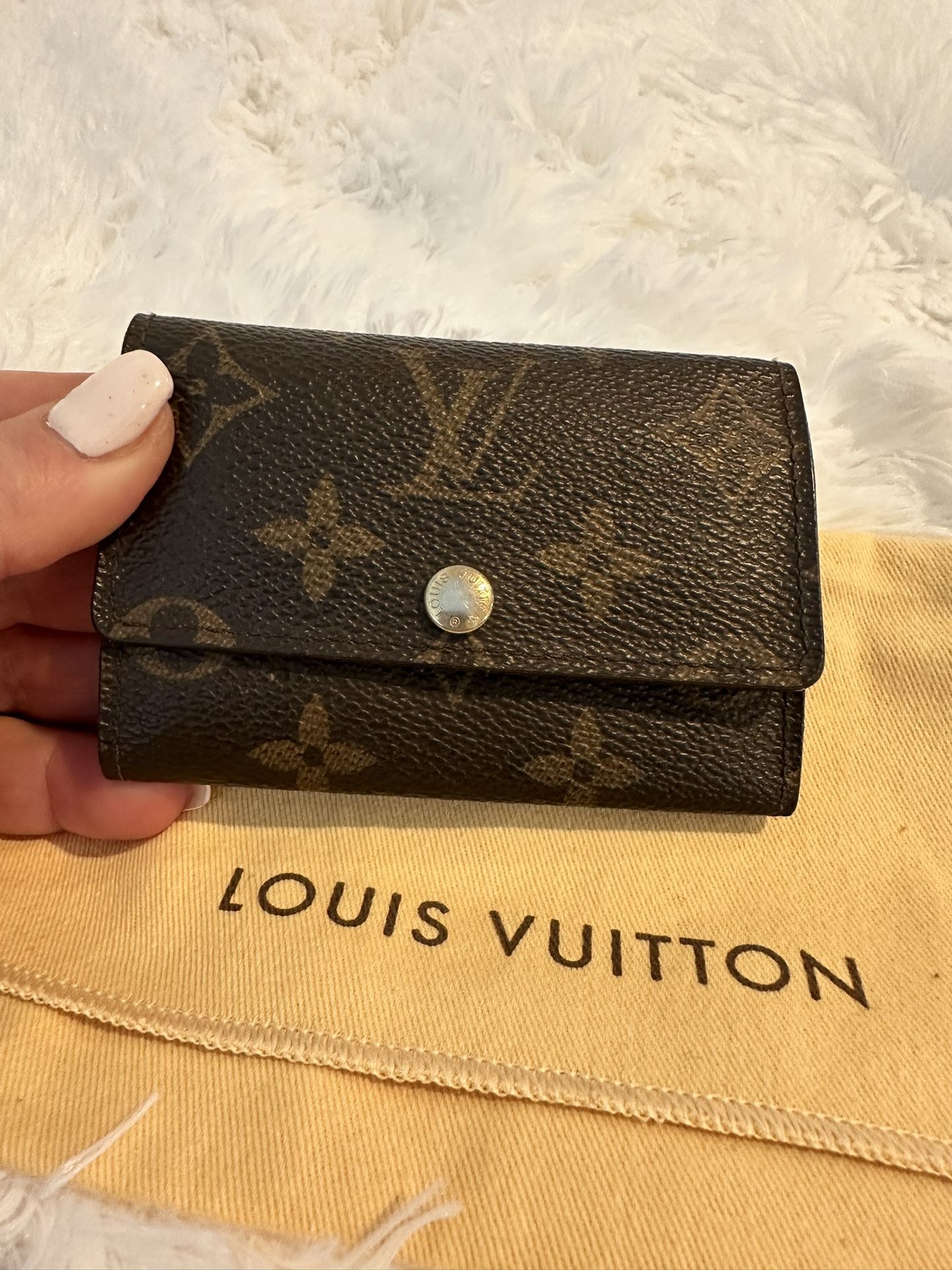 Authentic LOUIS VUITTON Card Holder