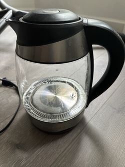 Chefman Electric Kettle with Temperature Control