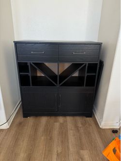 Wooden wine cabinet