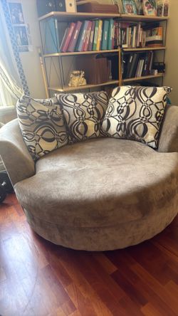 Super Comfortable Brown Round Sofa Swivel Chair