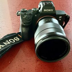 Sony Alpha A7 III Mirrorless Camera + Sony FE 16-35mm f/4 Lens