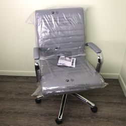 Realspace Modern Comfort Series Winsley Mid Back Bonded Leather