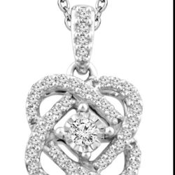 Center of me  Kays  jeweler piece 