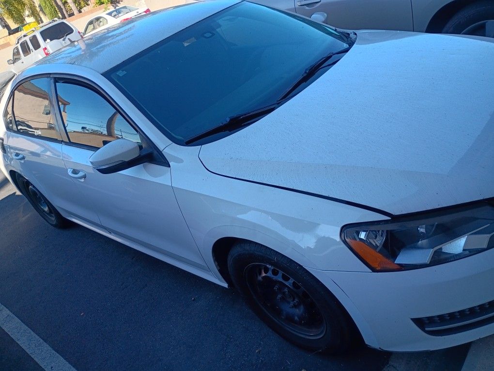 2013 Volkswagen Passat