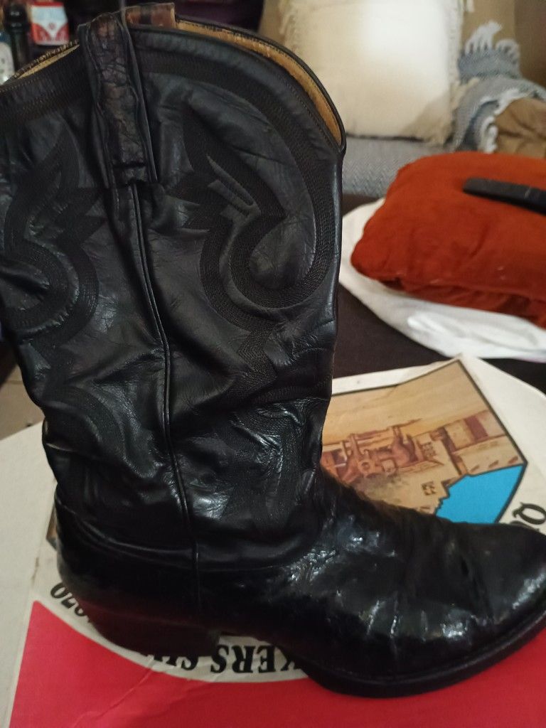 Boots/ Botas