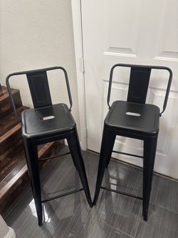 Set of 2 Black Metal Bar Stools