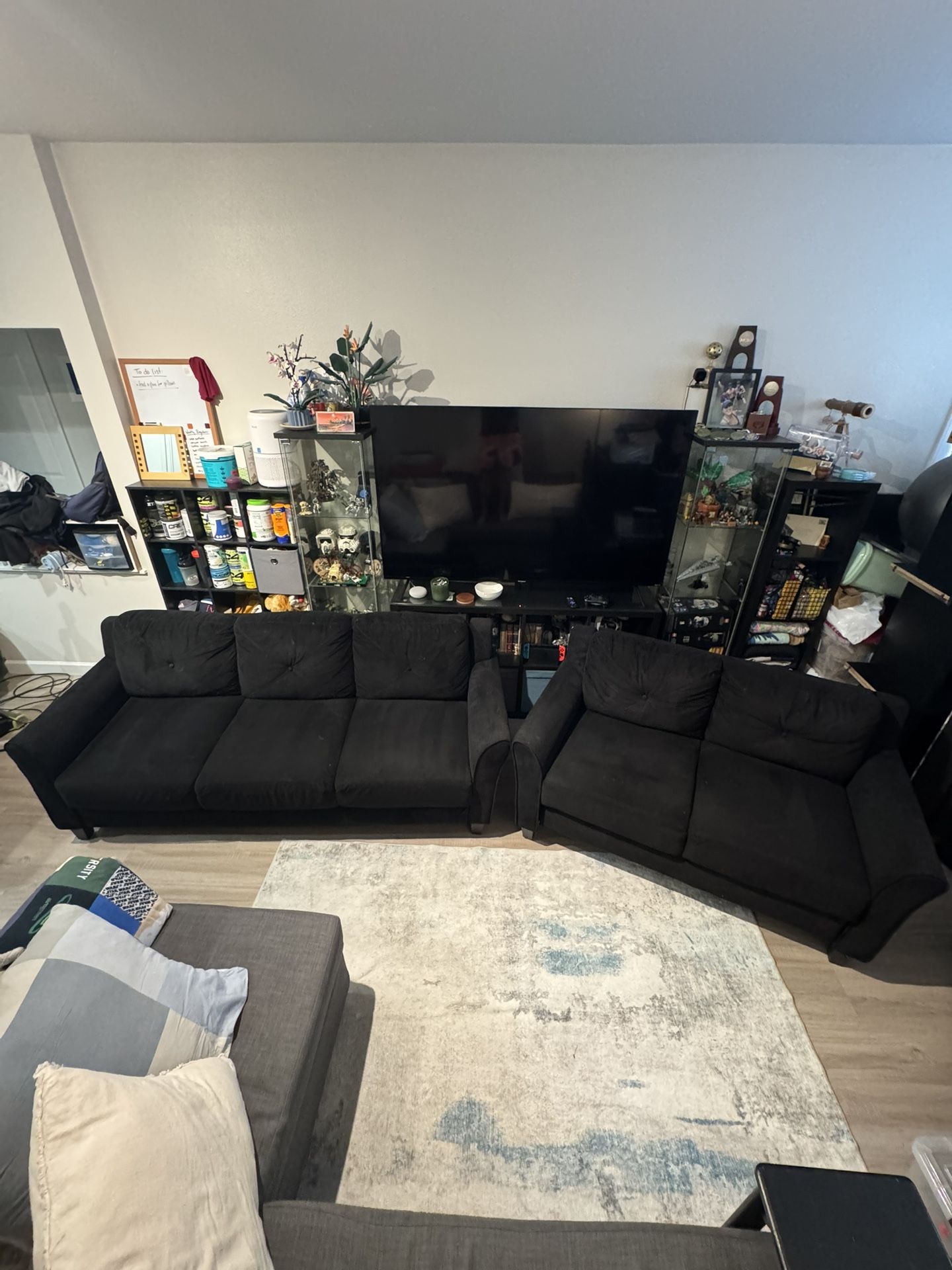 Large black couch set 3 seater and love seat large sofa