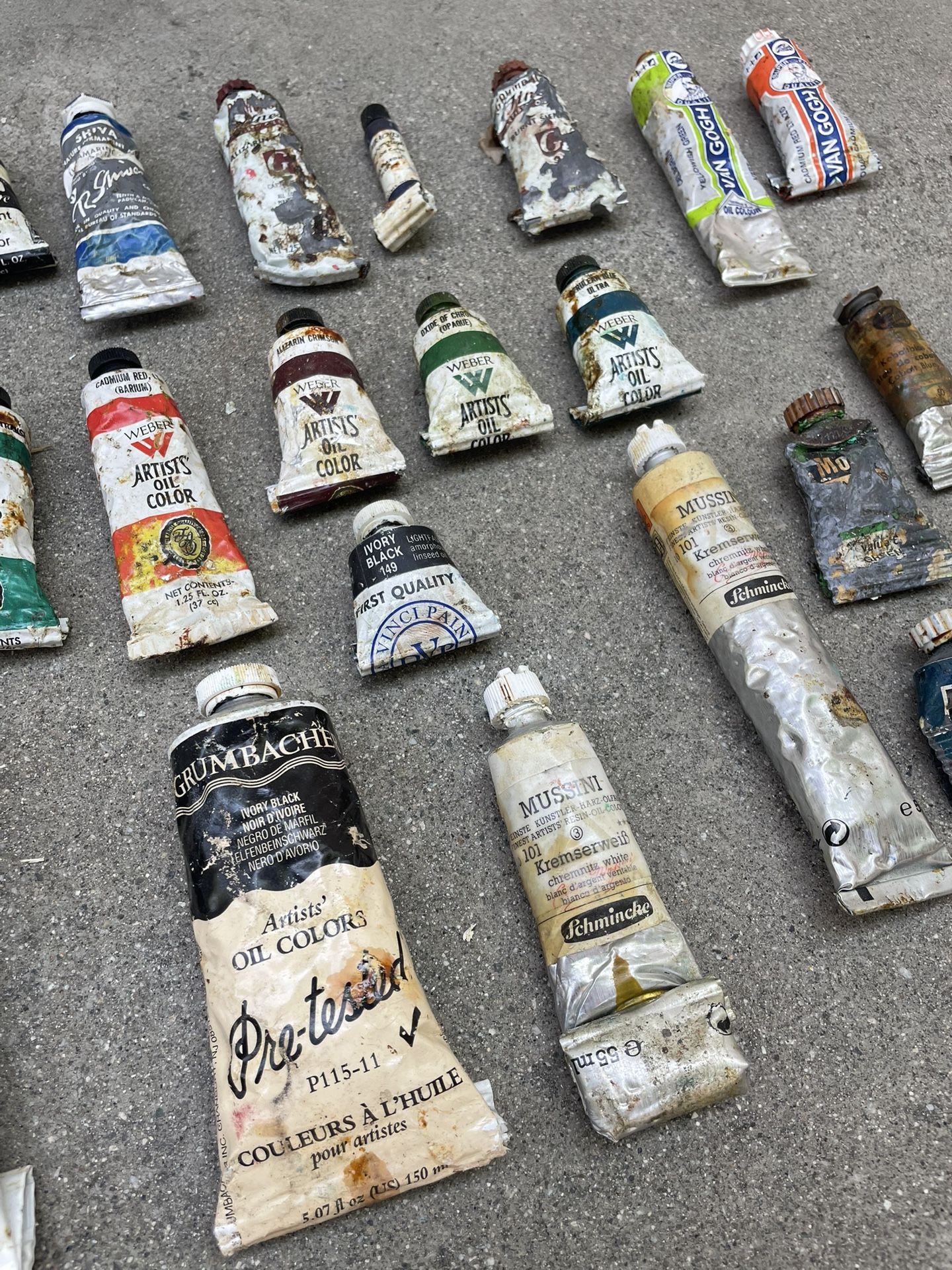 Artist Oil Paint- Large Lot- 23 Tubes