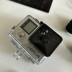 Go Pro Hero 4 And All Equipment 