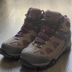 Girls Hiking Boots Size 2