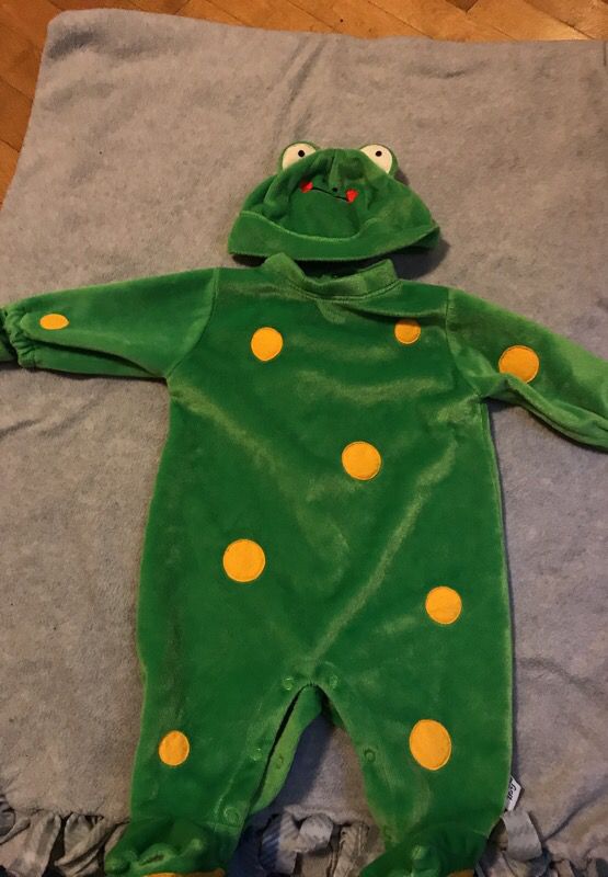 Frog Pajamas (Or Costume)