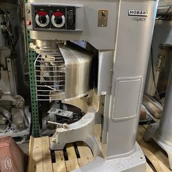 140 qt Hobart Legacy Mixers