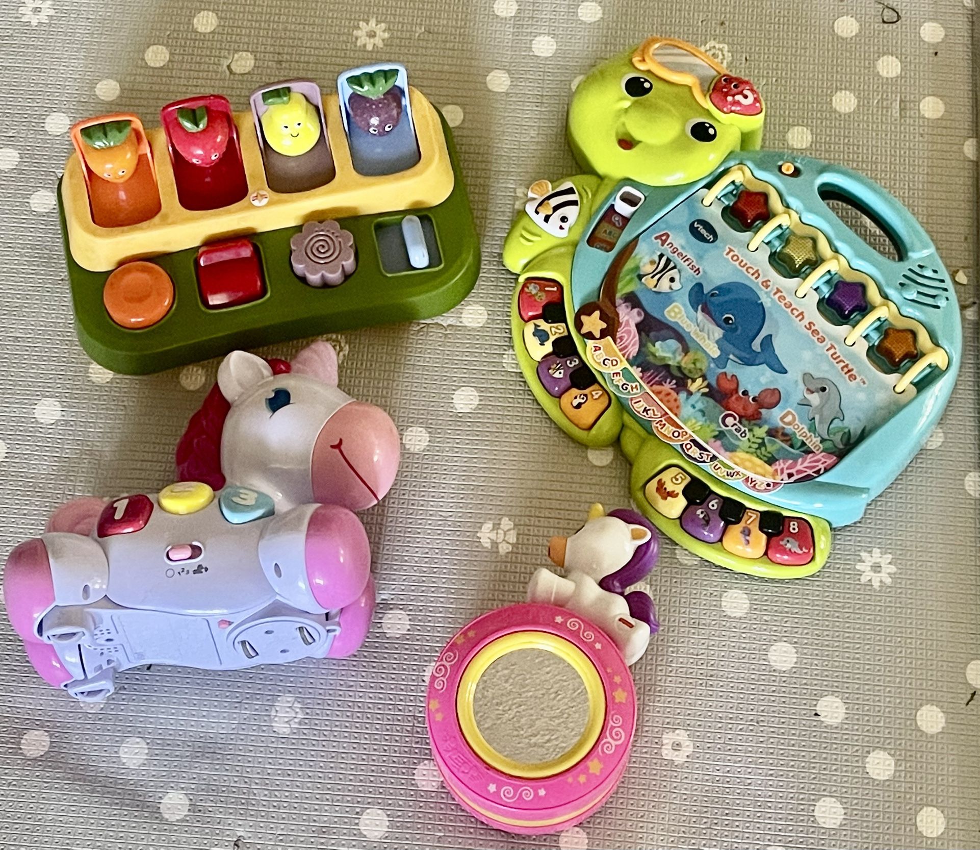 Baby Toys 6-24 M (4 /$15,00)