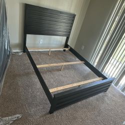 Furniture Queen Size Bed