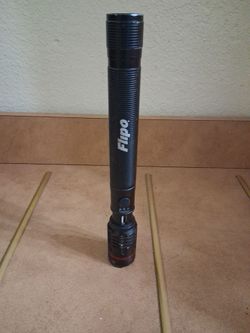 Flipo Flashlight 10000