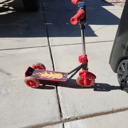 Kids 3 Wheel Scooter