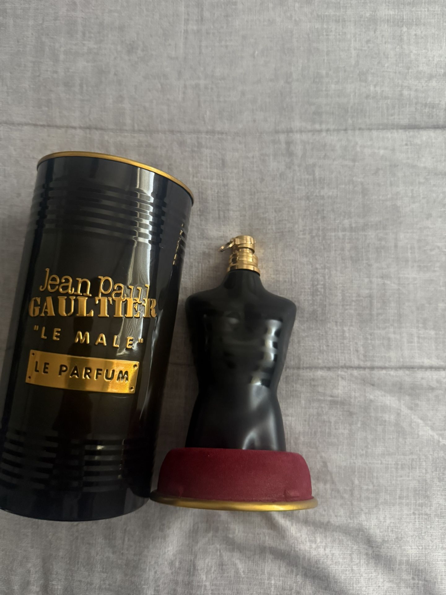 Jean Paul & Valentino Cologne