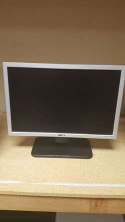 Dell 19" LCD Monitor With Power Cord