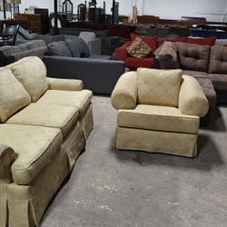 Sofa And Chair 🚚 Free Delivery 🚚