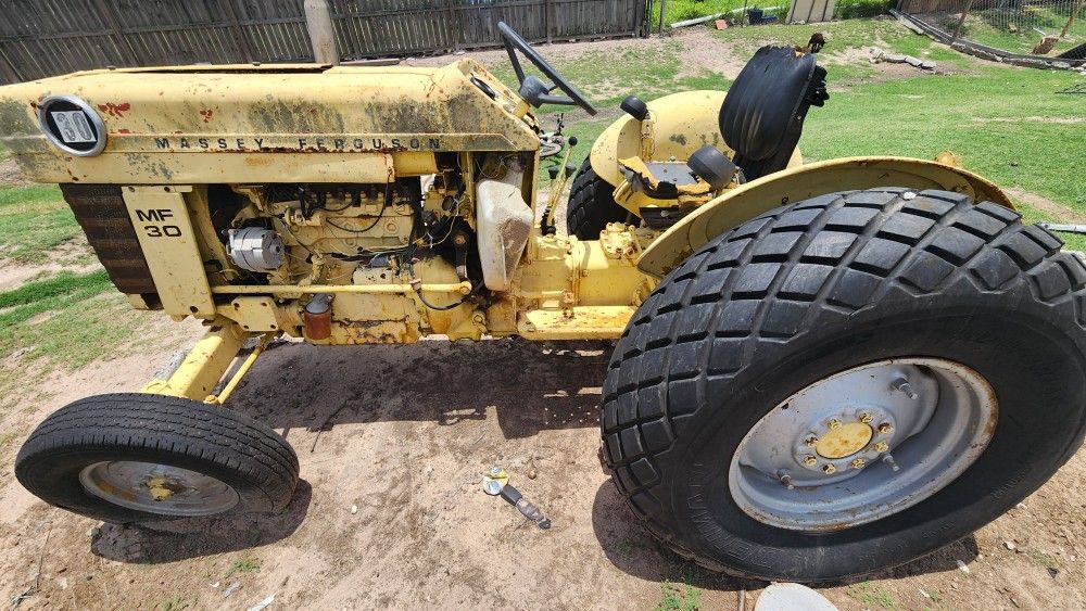 massey ferguson tractor MF30
