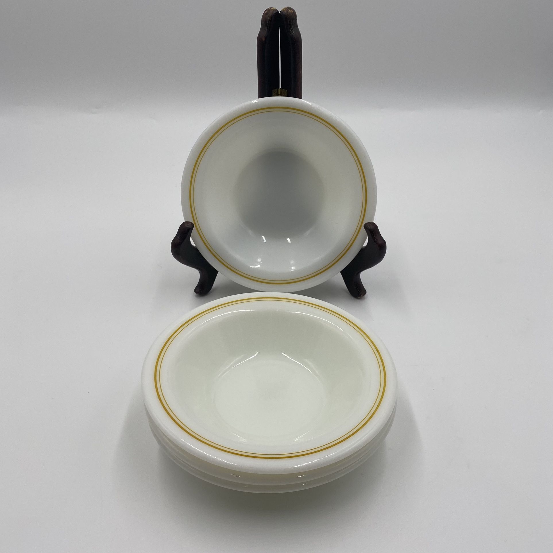 Pyrex Tableware by Corning Gold Rim Cereal Bowls (707) (Set of 4)