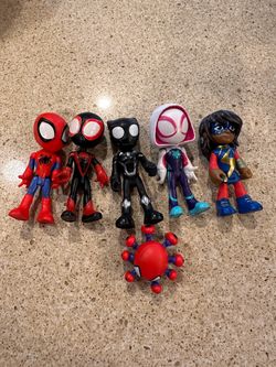 Marvel Spidey and Friends Team Action Figures Toys
