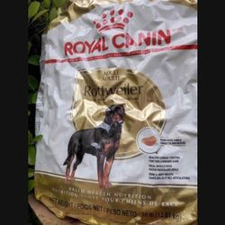 Royal Canin Rottweiler Dog Food 30lb