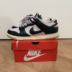 NIKE DUNK LOW ‘BLACK PLATINUM VIOLET CROC’