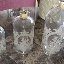 GORGEOUS 😍VINTAGE FROSTED ETCHED GLASS APOTHECARY JARS ~ CORK/METAL STOPPERS!